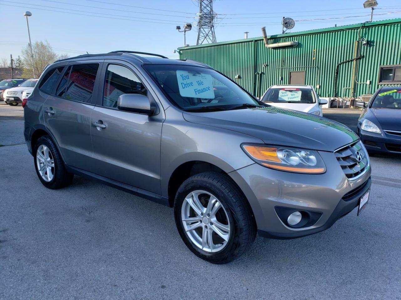 2011 Hyundai Santa Fe GL Premium - Photo #1