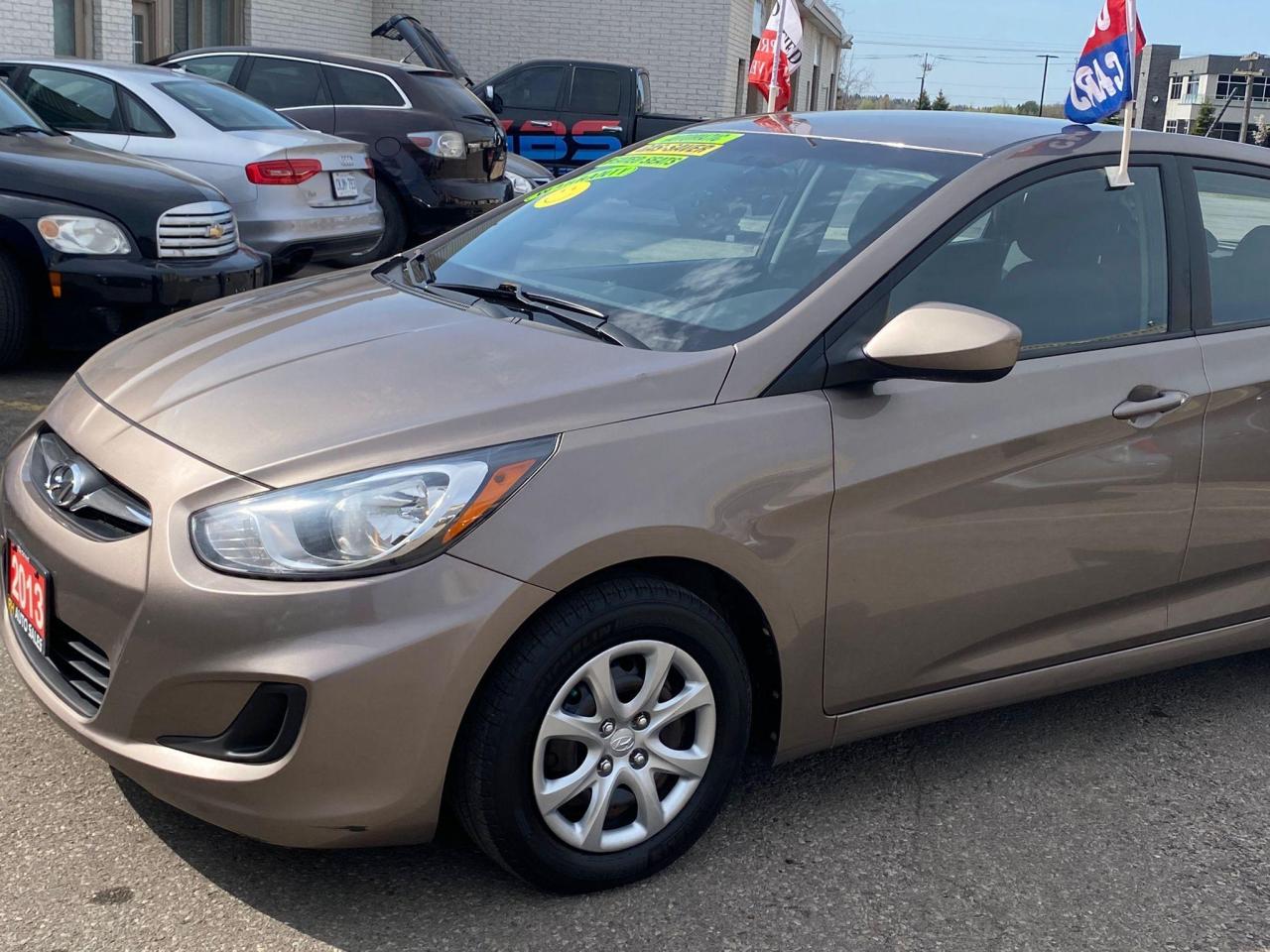 2013 Hyundai Accent GL - Photo #2