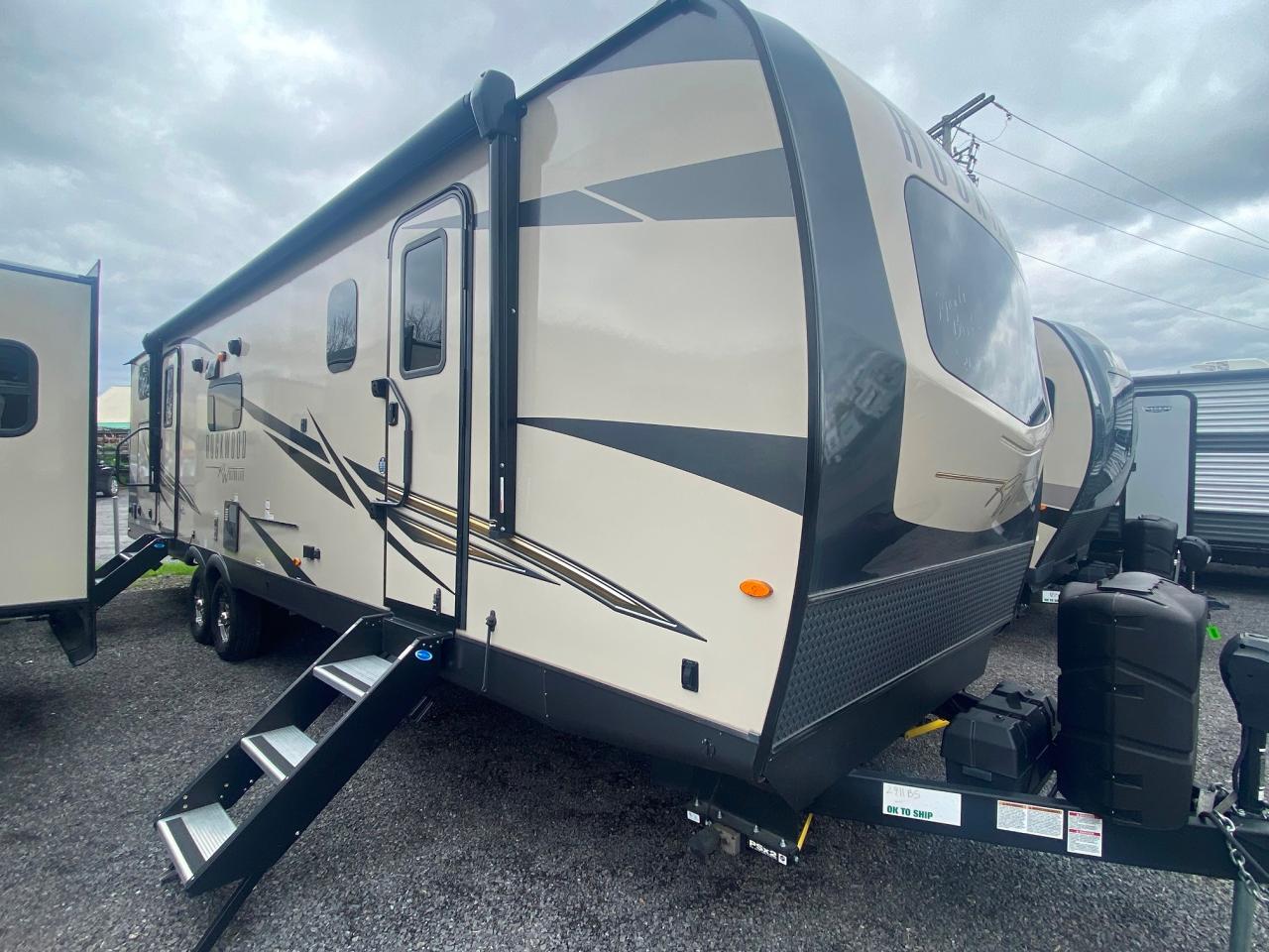 2022 Rockwood Ultra Lite 2911 BS Private Bunkroom - Just Arrived!