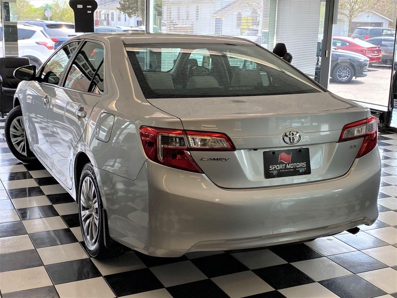 2014 Toyota Camry LE+Camera+Bluetooth+Rust Proofed+CLEAN CARFAX - Photo #14