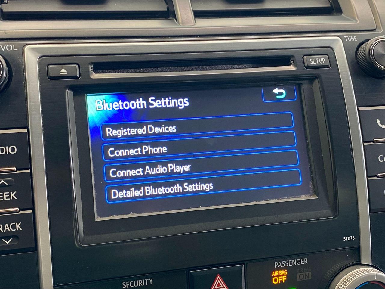 2014 Toyota Camry LE+Camera+Bluetooth+Rust Proofed+CLEAN CARFAX - Photo #34