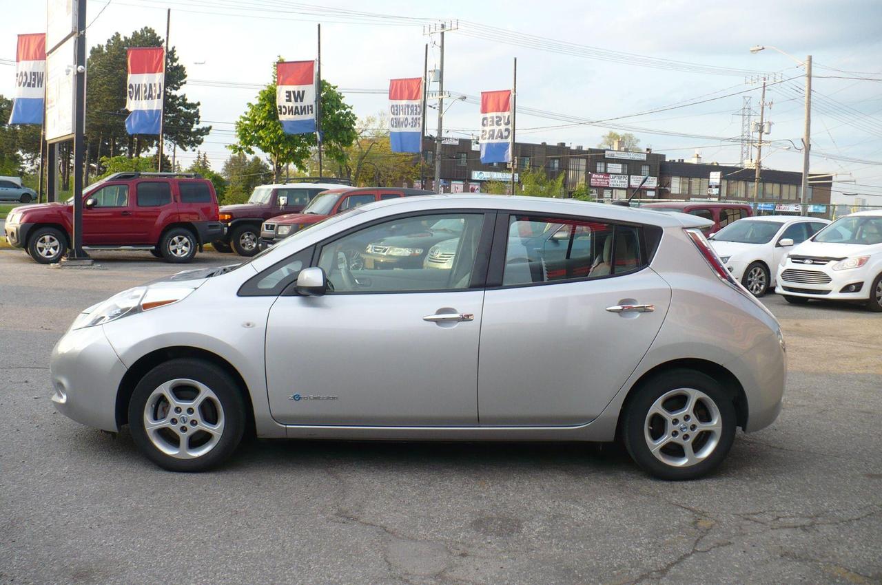 2012 Nissan Leaf SV  LOW KM Photo