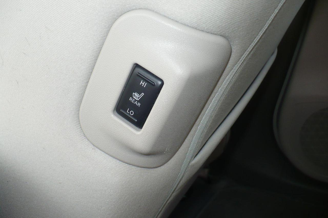 2012 Nissan Leaf SV  LOW KM Photo