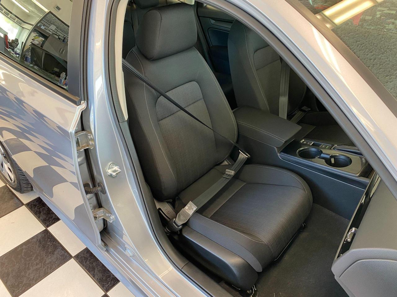 2022 Honda Civic LX+LaneKeep+Adaptive Cruise+ApplePlay+CLEAN CARFAX - Photo #23