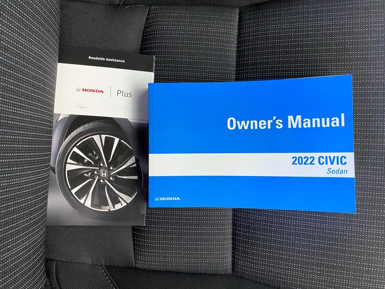 2022 Honda Civic LX+LaneKeep+Adaptive Cruise+ApplePlay+CLEAN CARFAX - Photo #28