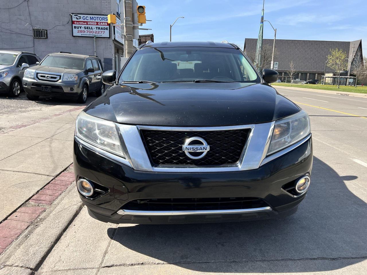 2015 Nissan Pathfinder SV