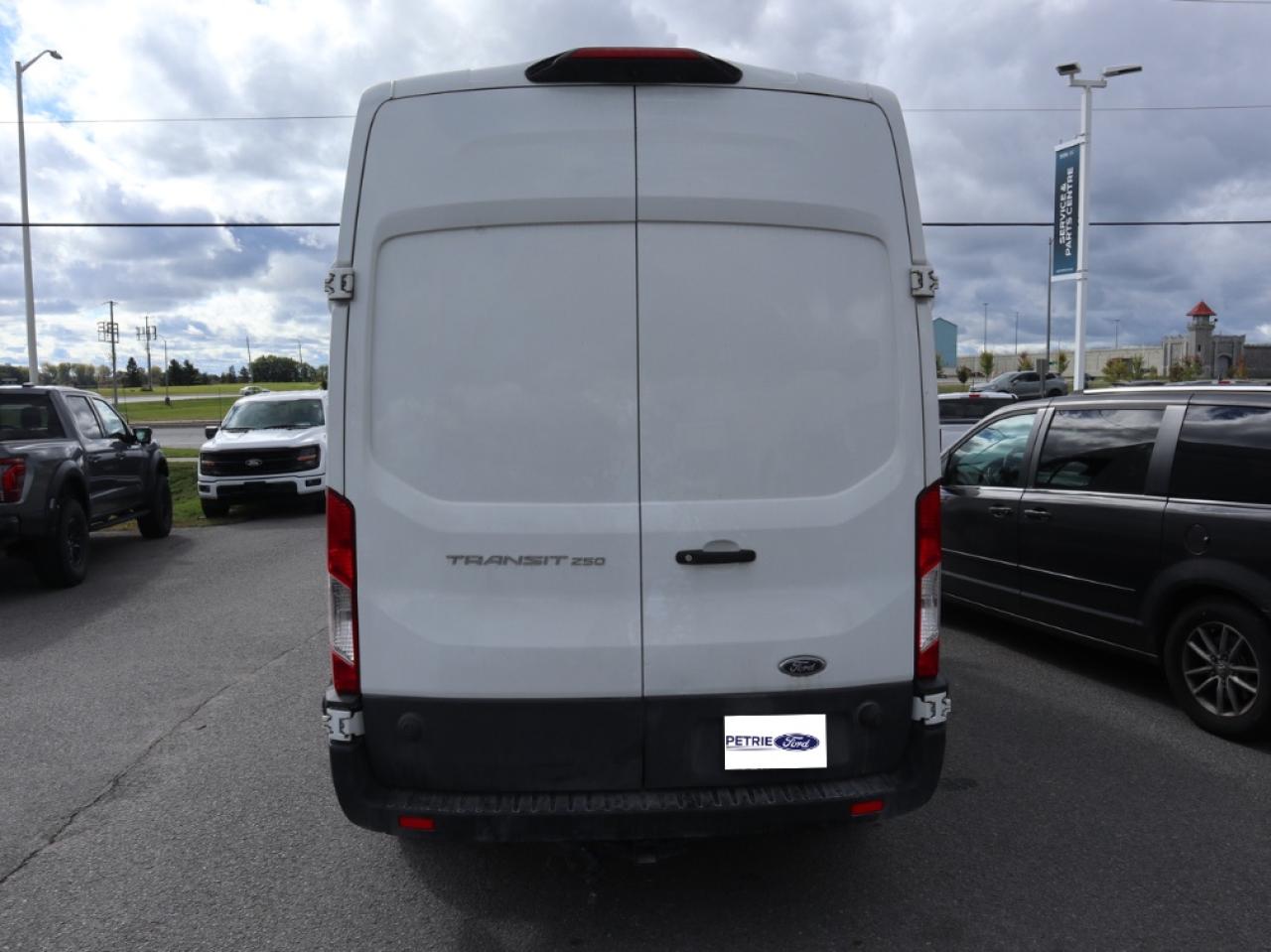 2019 Ford Transit Base Photo
