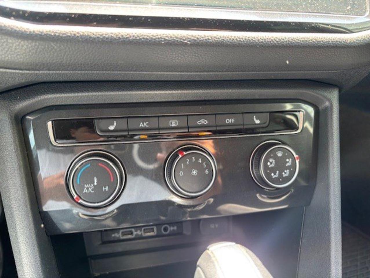 2018 Volkswagen Tiguan Trendline 4MOTION **CAMERA-HEATED SEATS-BLUETOOTH* Photo