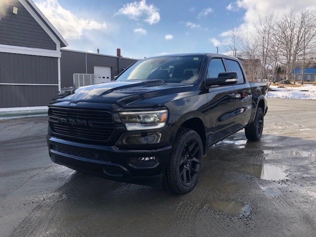 2022 RAM 1500 SPORT 4X4 CREW CAB 5'7" BOX Photo17