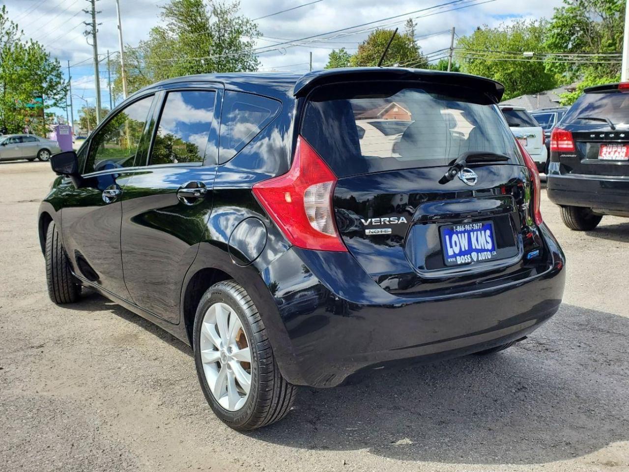 2015 Nissan Versa Note 1.6 SV Photo