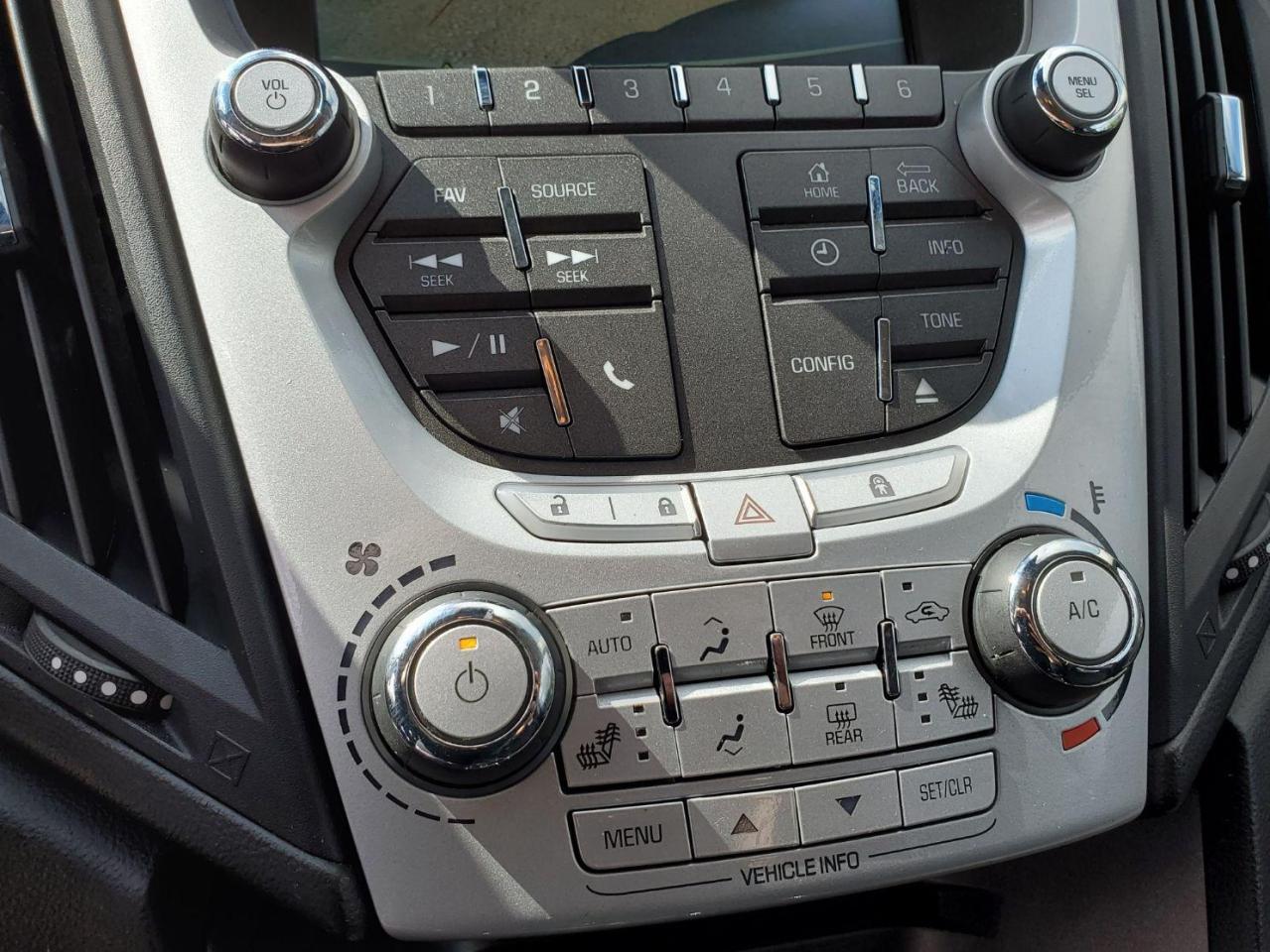 2015 Chevrolet Equinox 1LT Photo