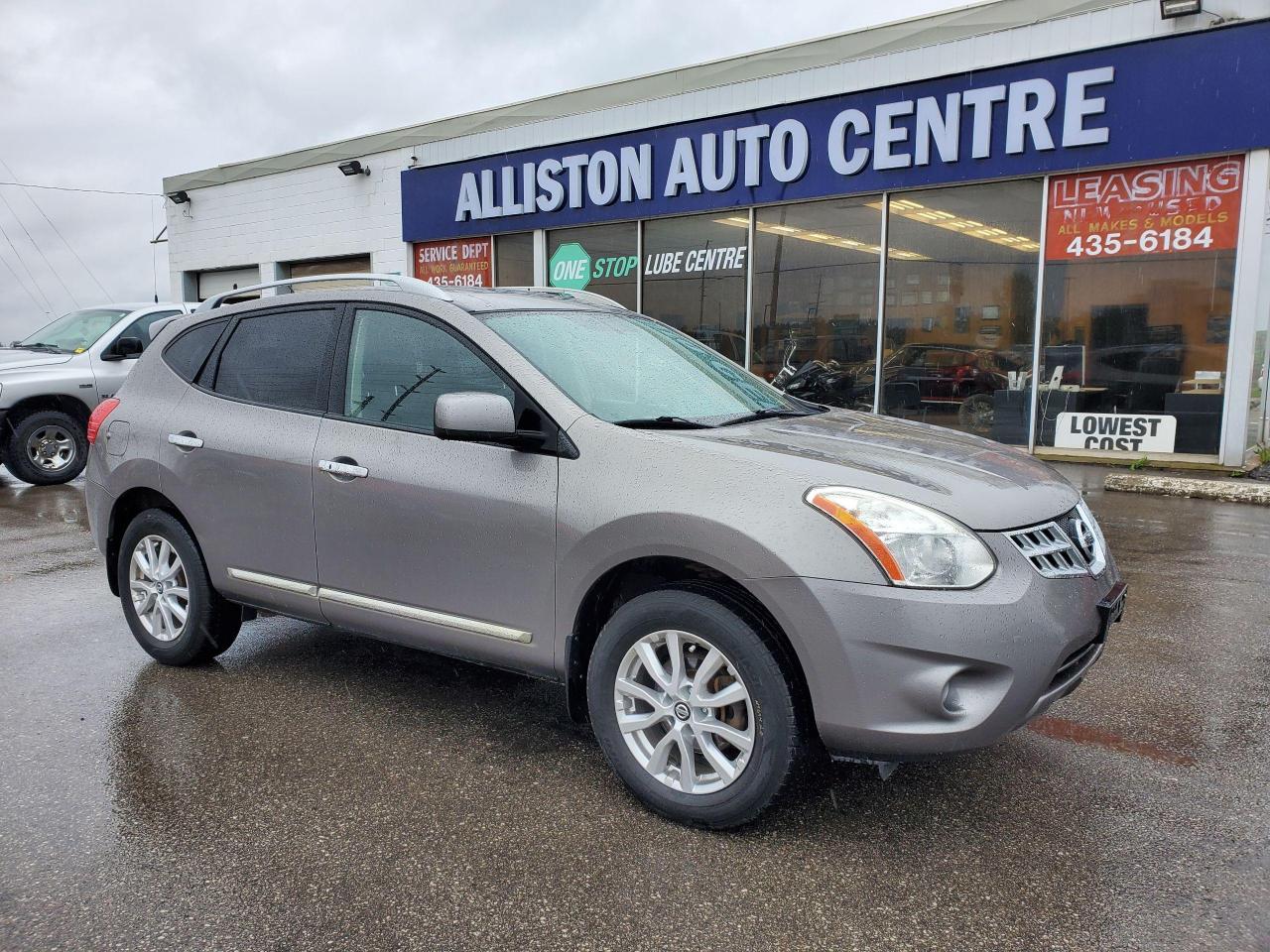 2013 Nissan Rogue S - Photo #1