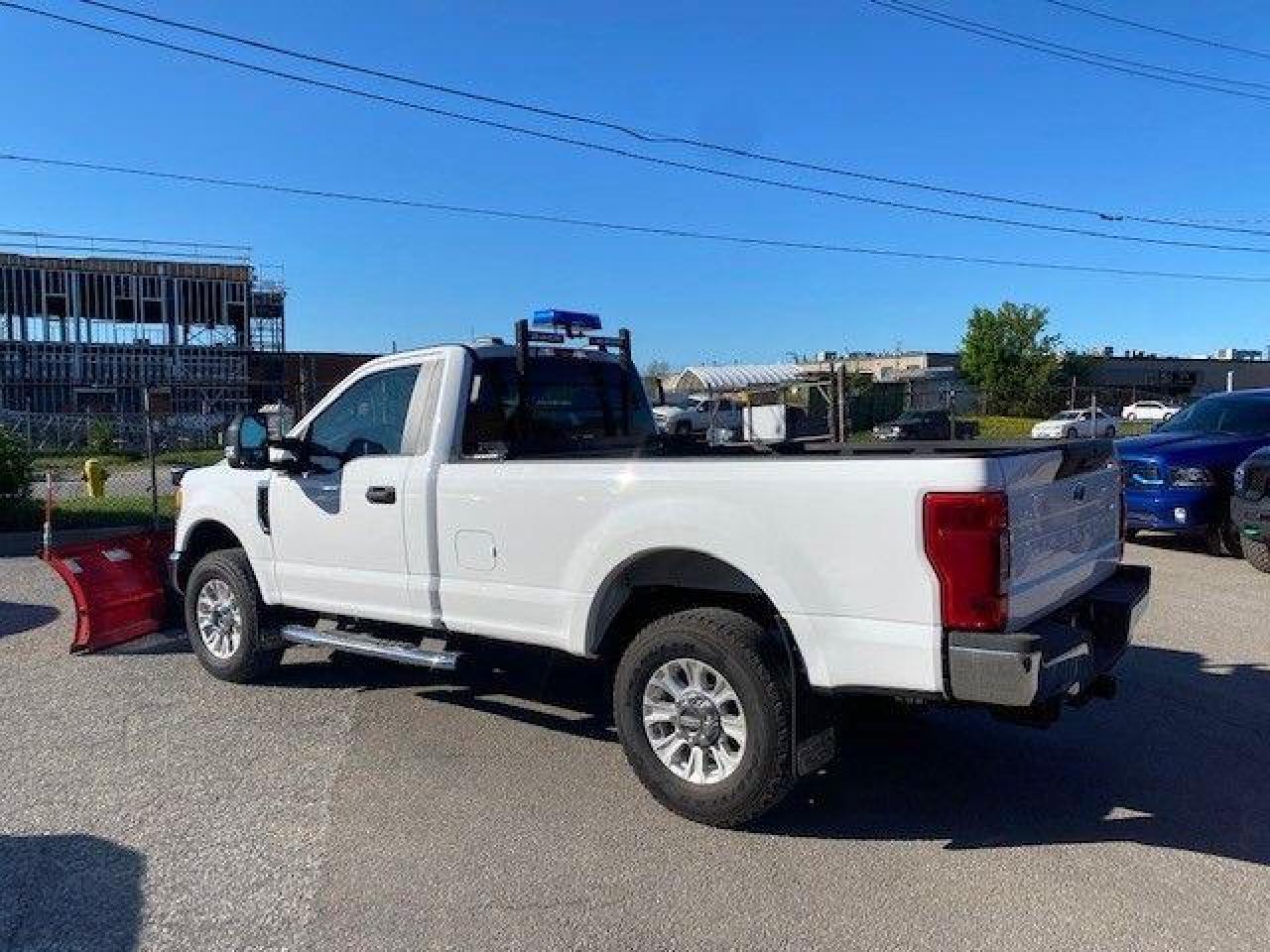 2020 Ford F-350 XLT 8.5 Western Snow Plow Photo4