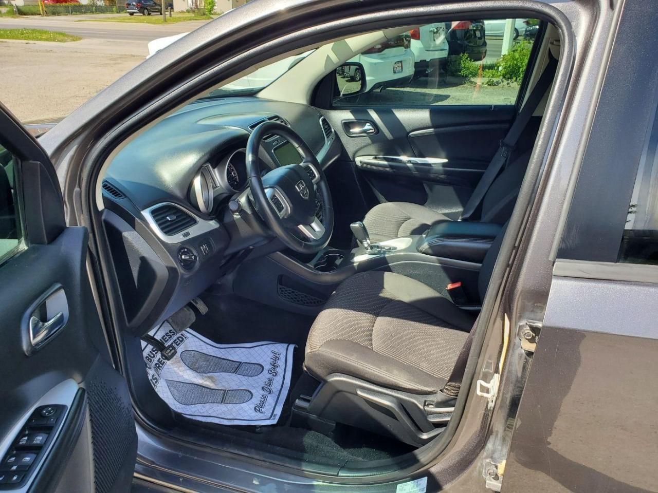 2015 Dodge Journey SXT Photo