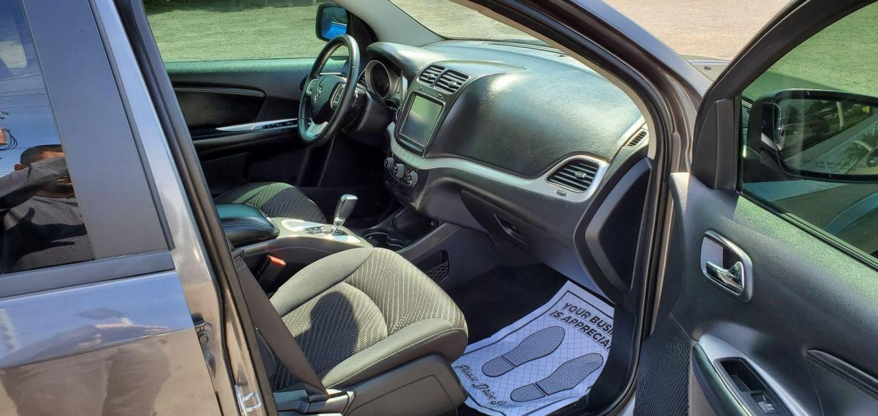 2015 Dodge Journey SXT Photo