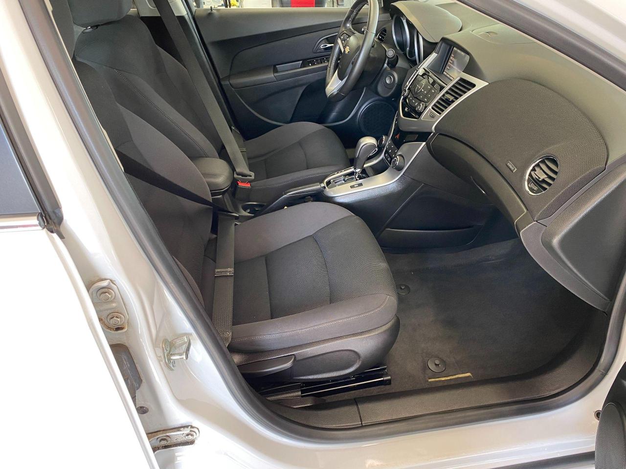 2013 Chevrolet Cruze LT Turbo+Remote Start+Bluetooth+Camera+XM Radio Photo21