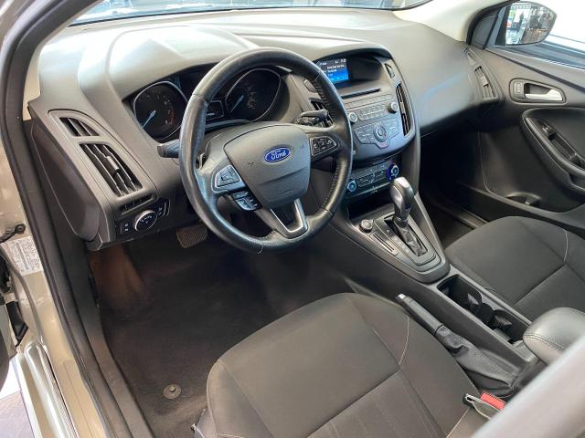 2015 Ford Focus SE Hatchback+Bluetooth+Camera+Cruise Control Photo15