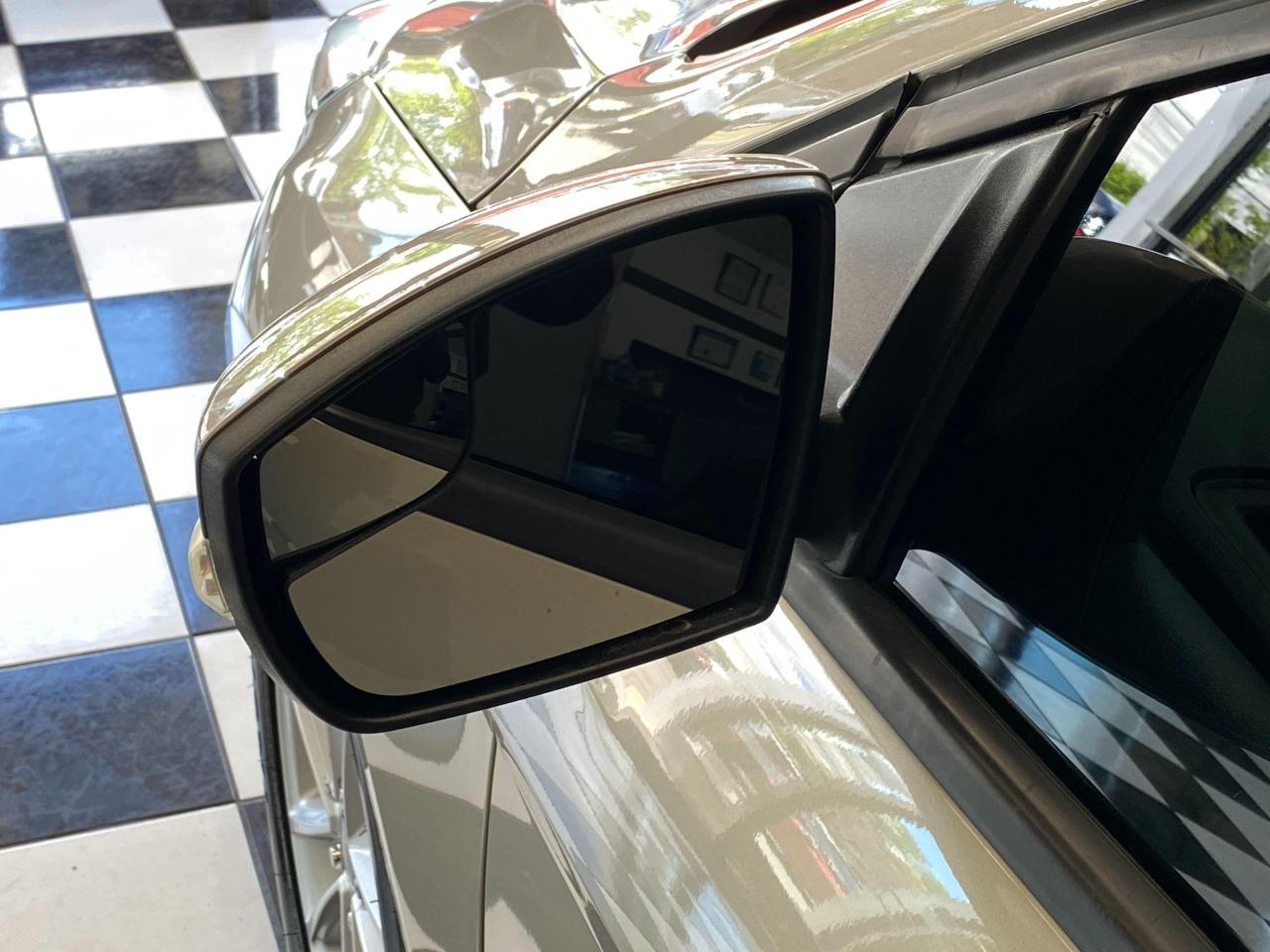 2015 Ford Focus SE Hatchback+Bluetooth+Camera+Cruise Control Photo113
