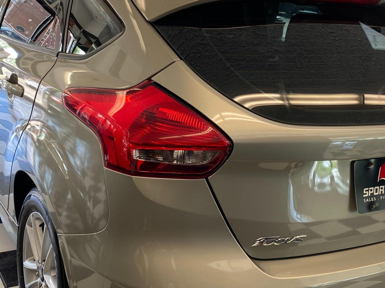 2015 Ford Focus SE Hatchback+Bluetooth+Camera+Cruise Control Photo115