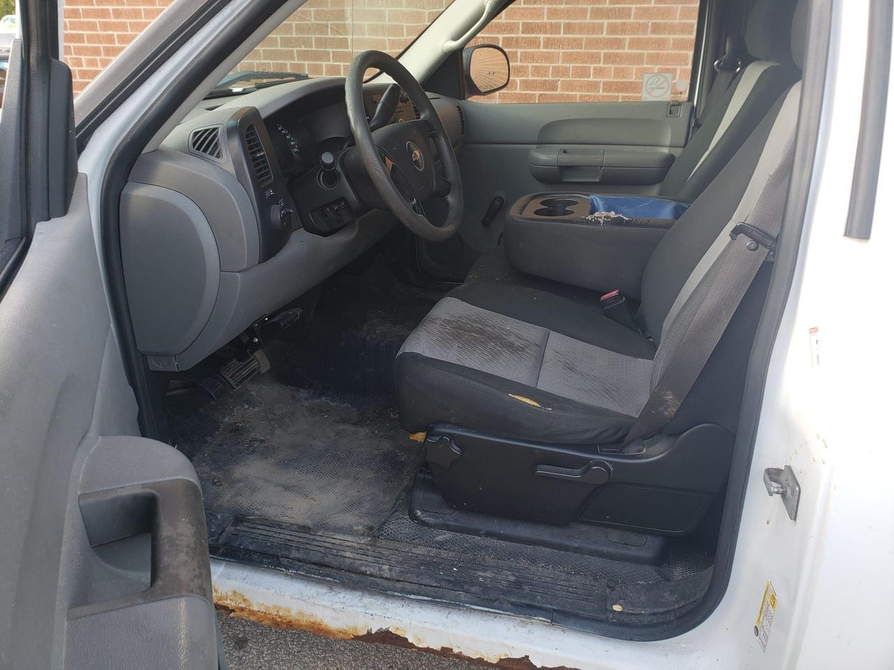 2008 Chevrolet Silverado 1500 2WD, Auto, Runs FIne "AS IS" WORK TRUCK Photo