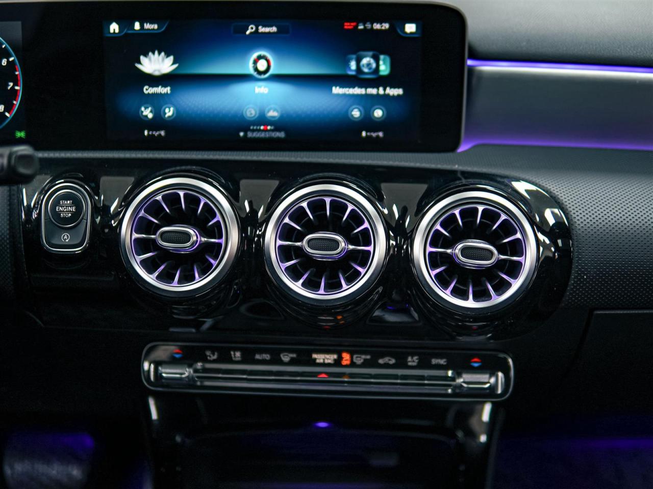 2019 Mercedes-Benz A250 AWD | HEATED STEERING | BLIND SPOT | APP CONNECT Photo