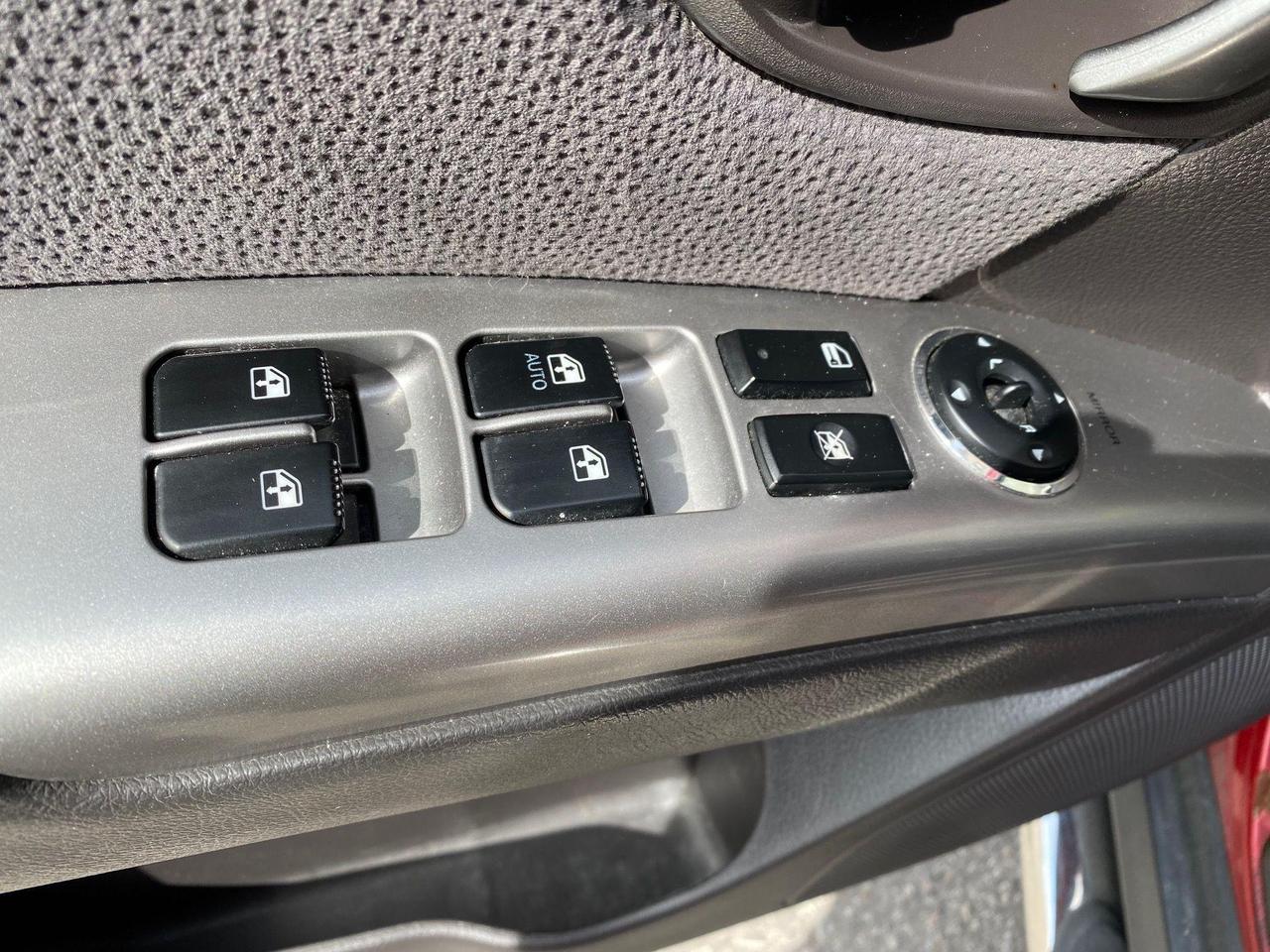 2012 Hyundai Santa Fe GL SPORT, V6, No Accidents! Photo