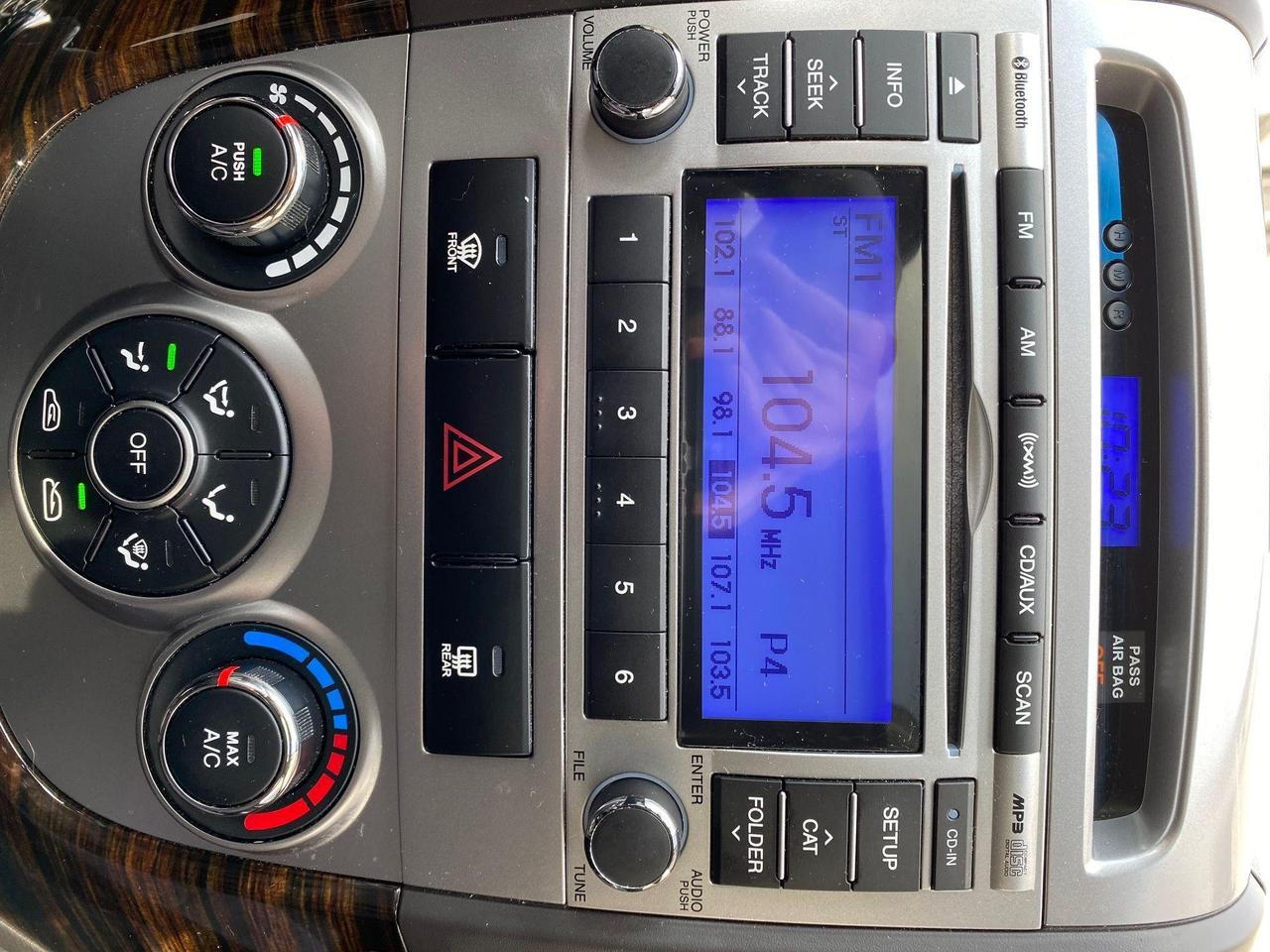 2012 Hyundai Santa Fe GL SPORT, V6, No Accidents! Photo