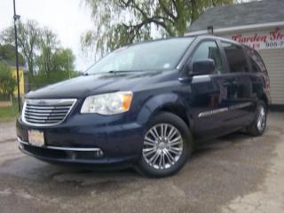Used 2014 Chrysler Town & Country TOURING for sale in Oshawa, ON