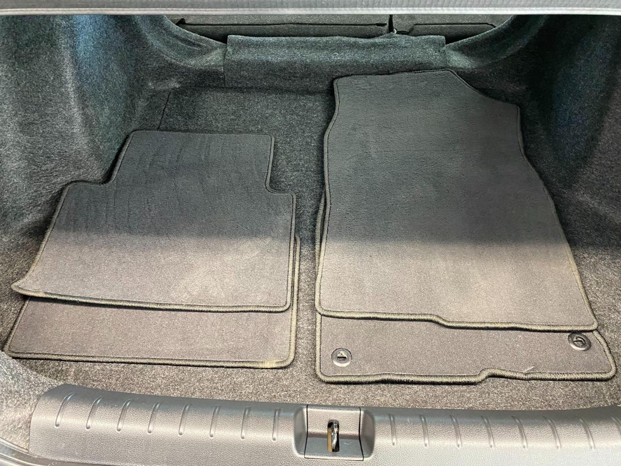 2019 Honda Civic LX+LaneKeep+Adaptive Cruise+ApplePlay+CLEAN CARFAX - Photo #26