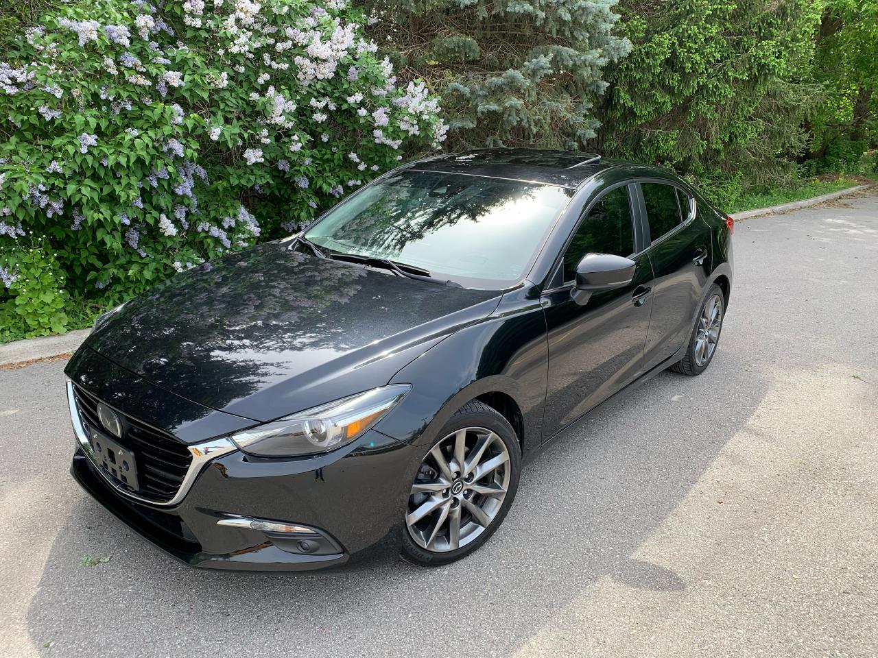 2018 Mazda MAZDA3 GT-ONLY 38,839 KMS!! RARE 6 SPEED!! FULLY LOADED!! - Photo #3