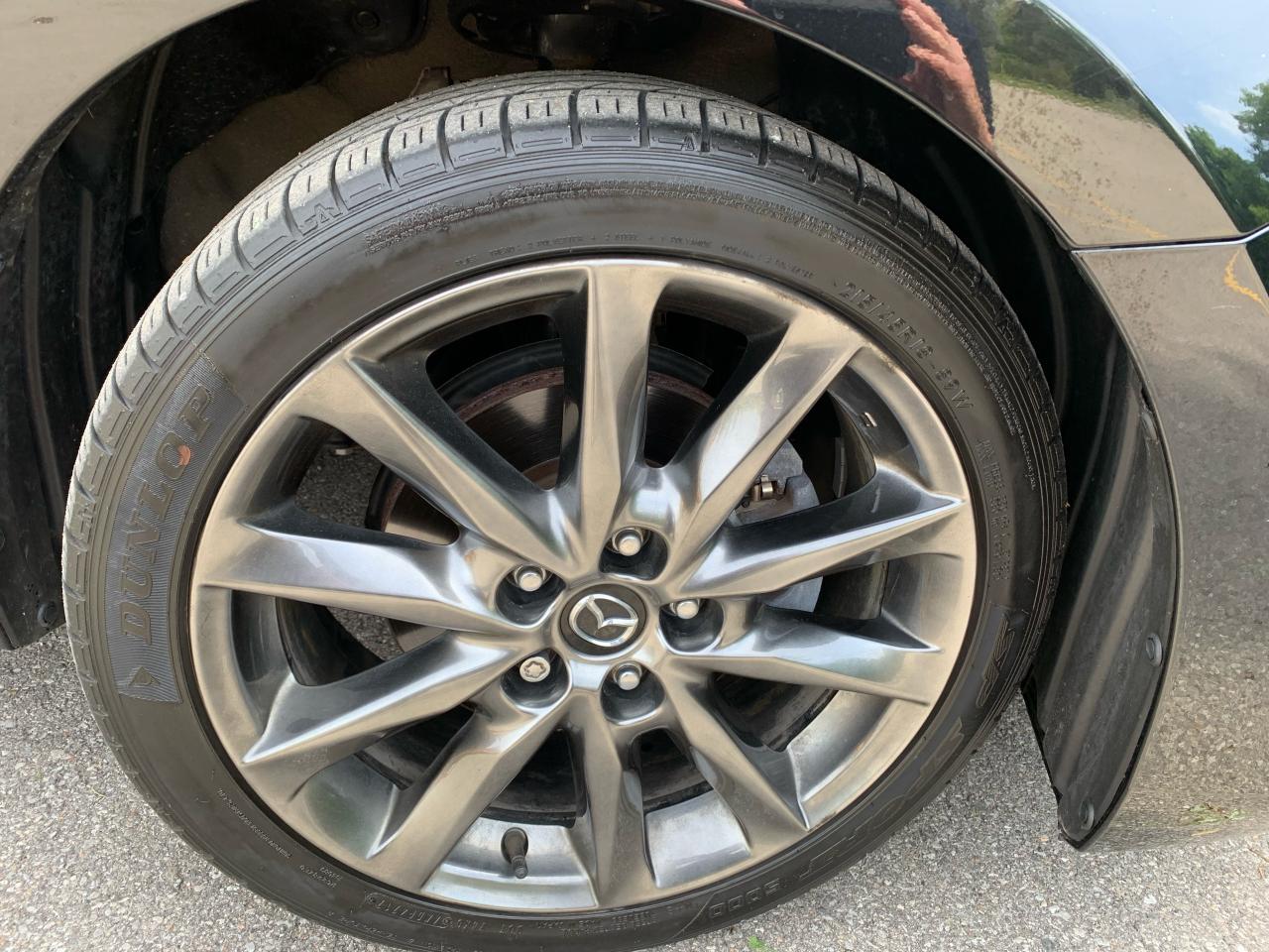 2018 Mazda MAZDA3 GT-ONLY 38,839 KMS!! RARE 6 SPEED!! FULLY LOADED!! - Photo #9