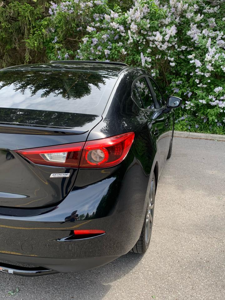 2018 Mazda MAZDA3 GT-ONLY 38,839 KMS!! RARE 6 SPEED!! FULLY LOADED!! - Photo #16