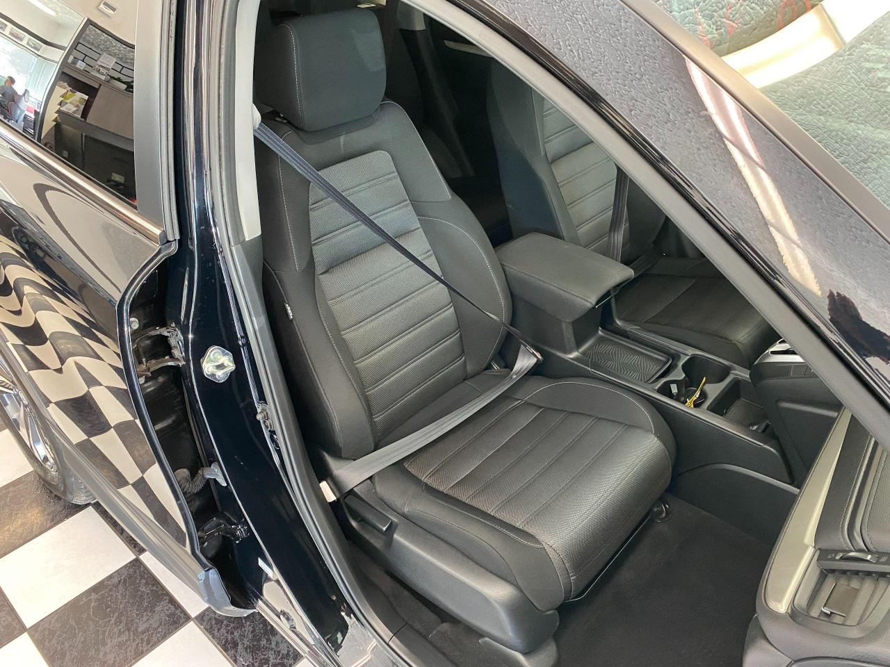2017 Honda CR-V LX+ApplePlay+Remote Start+Camera+CLEAN CARFAX Photo88