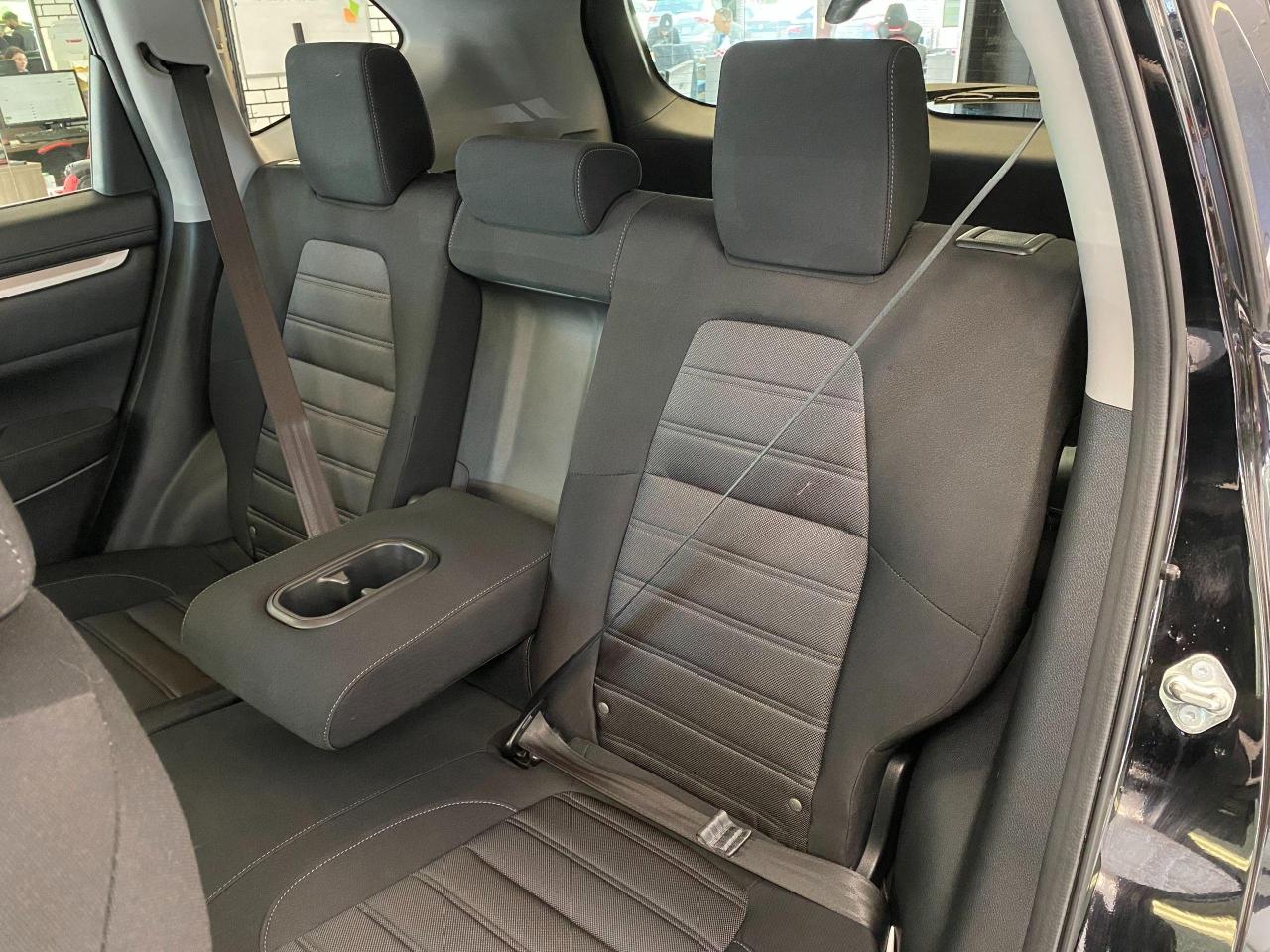 2017 Honda CR-V LX+ApplePlay+Remote Start+Camera+CLEAN CARFAX Photo90