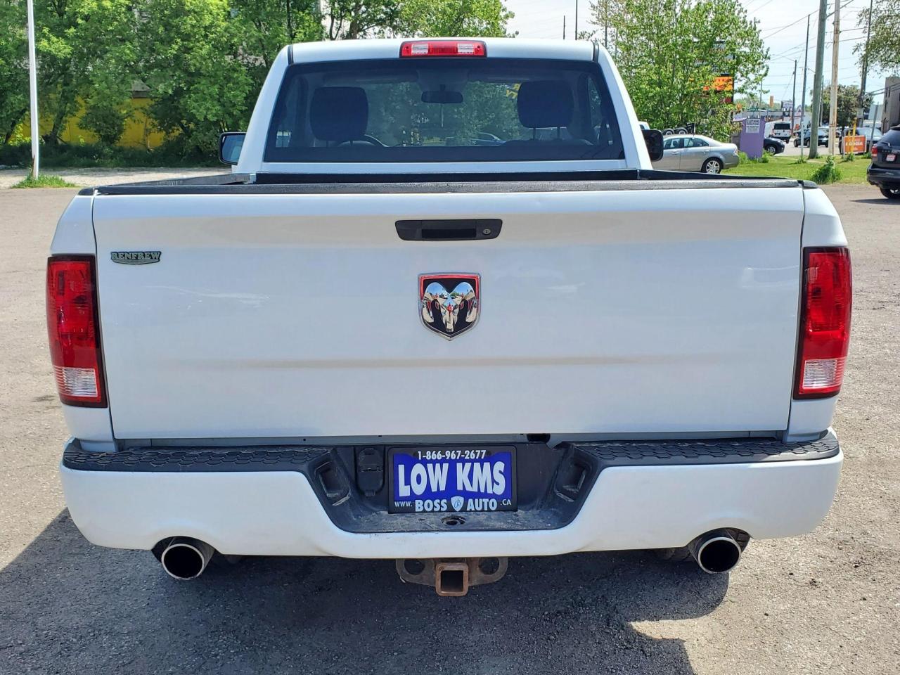 2015 RAM 1500 Workman Reg. Cab Photo3