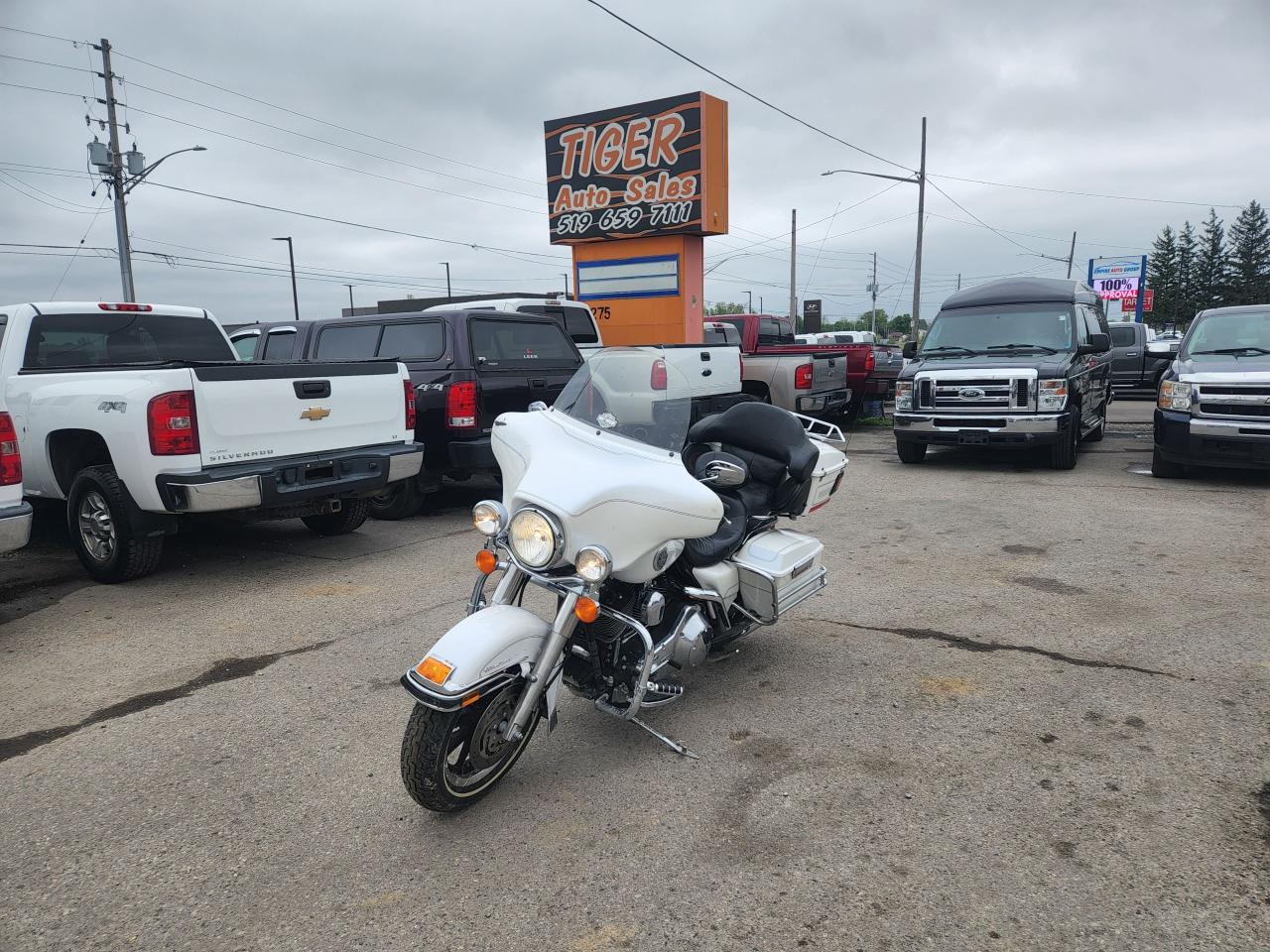 Used 2004 Harley-Davidson FLHTCUI ELECTRA GLIDE ULTRA CLASSIC*43KMS*RUNS GREAT*AS IS for sale in London, ON