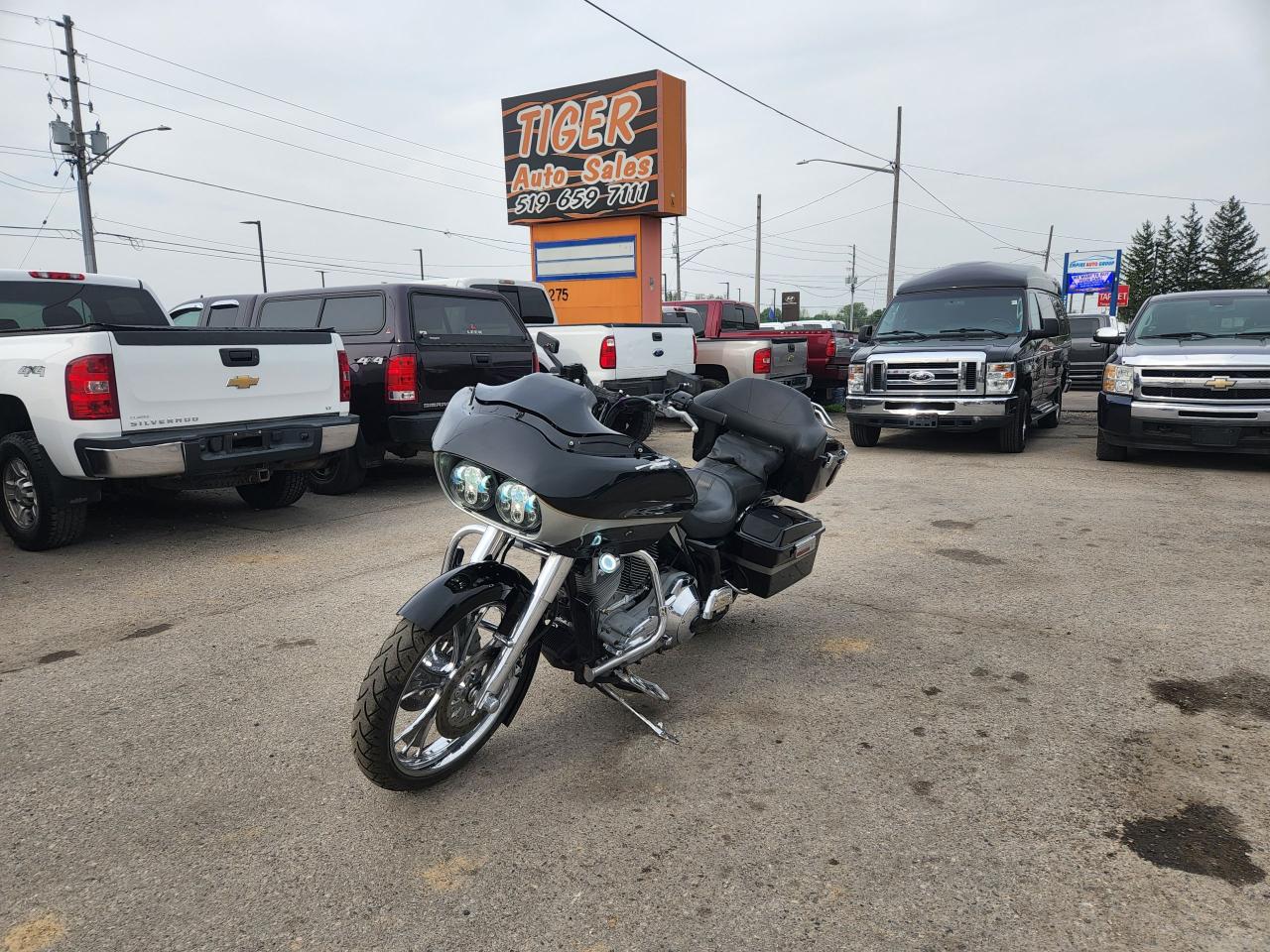 2004 Harley-Davidson FLTRI ROAD GLIDE*WHEELS*PROJECT BIKE*IRREPABLE*AS IS