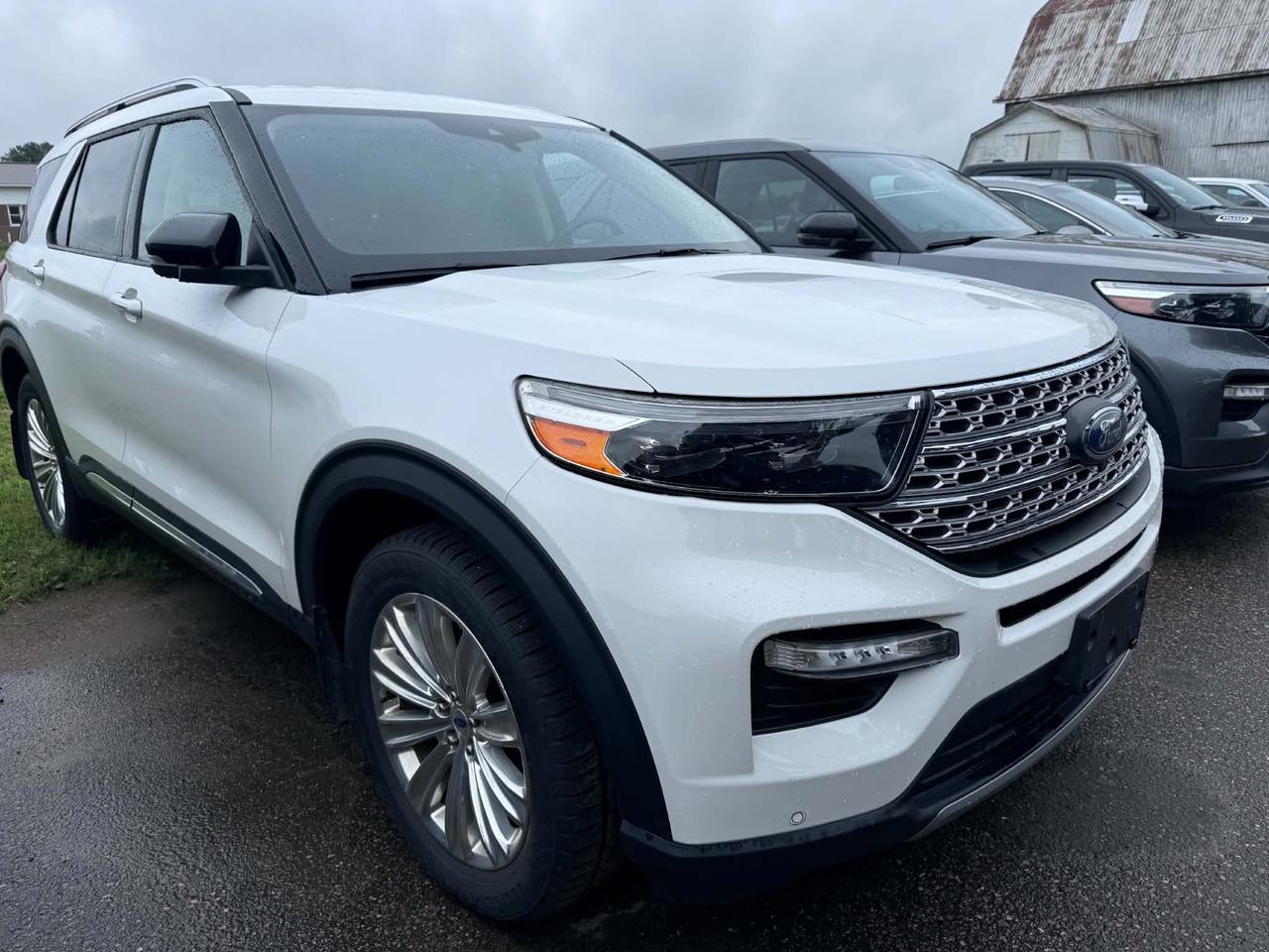 2022 Ford Explorer Limited 4WD Photo5