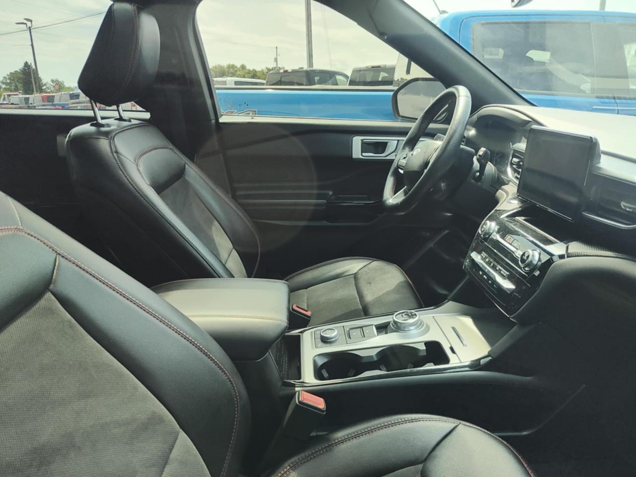 2022 Ford Explorer ST-LINE 4WD