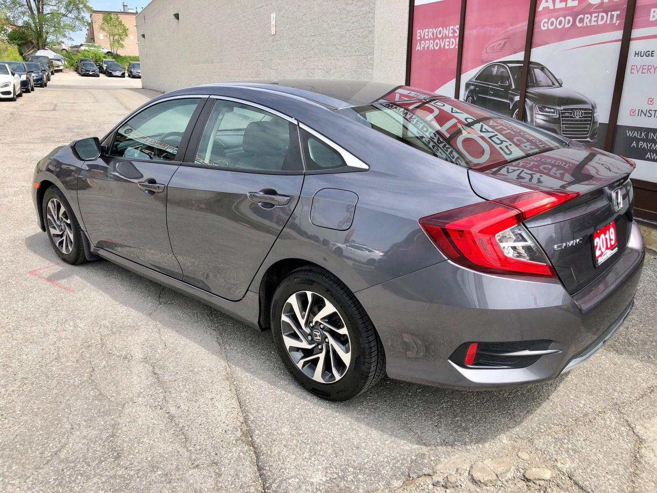2019 Honda Civic EX-ALL CREDIT ACCEPTED Photo4