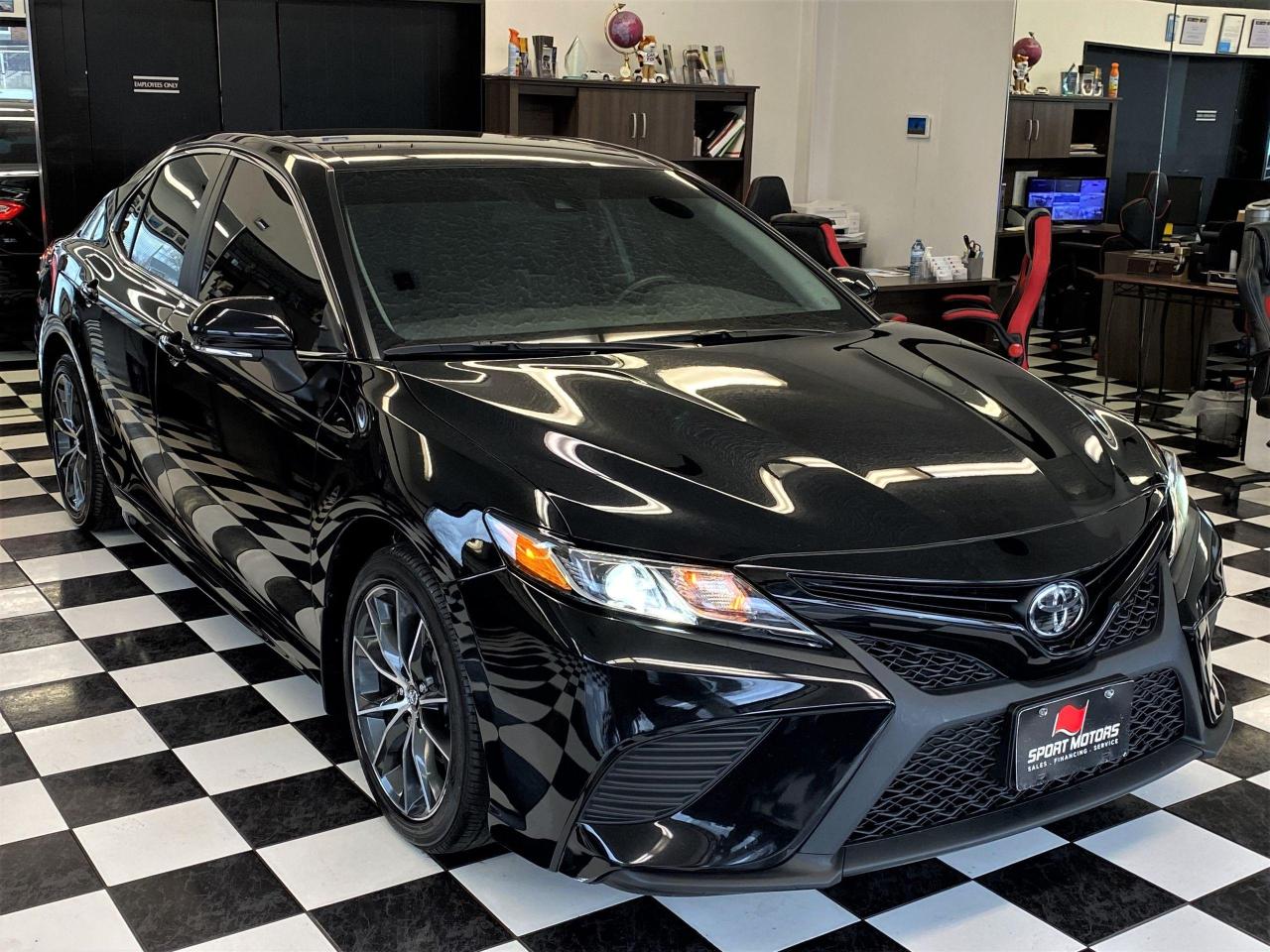 2019 Toyota Camry SE+ApplePlay+Tinted+Weather Techs+CLEAN CARFAX - Photo #5