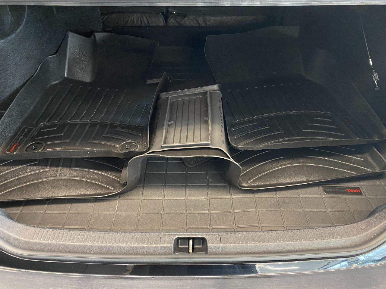2019 Toyota Camry SE+ApplePlay+Tinted+Weather Techs+CLEAN CARFAX - Photo #27