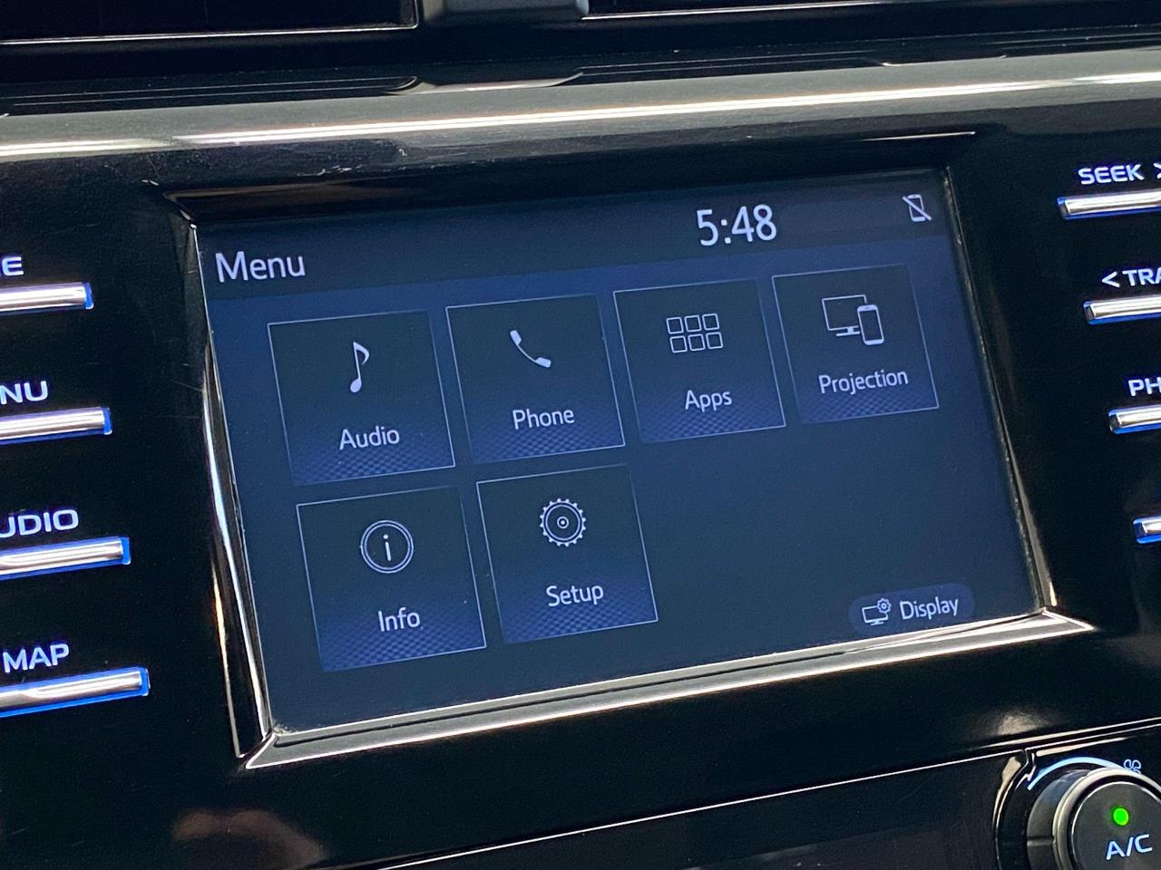 2019 Toyota Camry SE+ApplePlay+Tinted+Weather Techs+CLEAN CARFAX Photo32