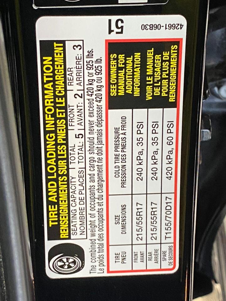 2019 Toyota Camry SE+ApplePlay+Tinted+Weather Techs+CLEAN CARFAX Photo104