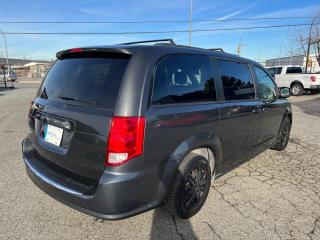 2012 Dodge Grand Caravan SXT - Photo #4