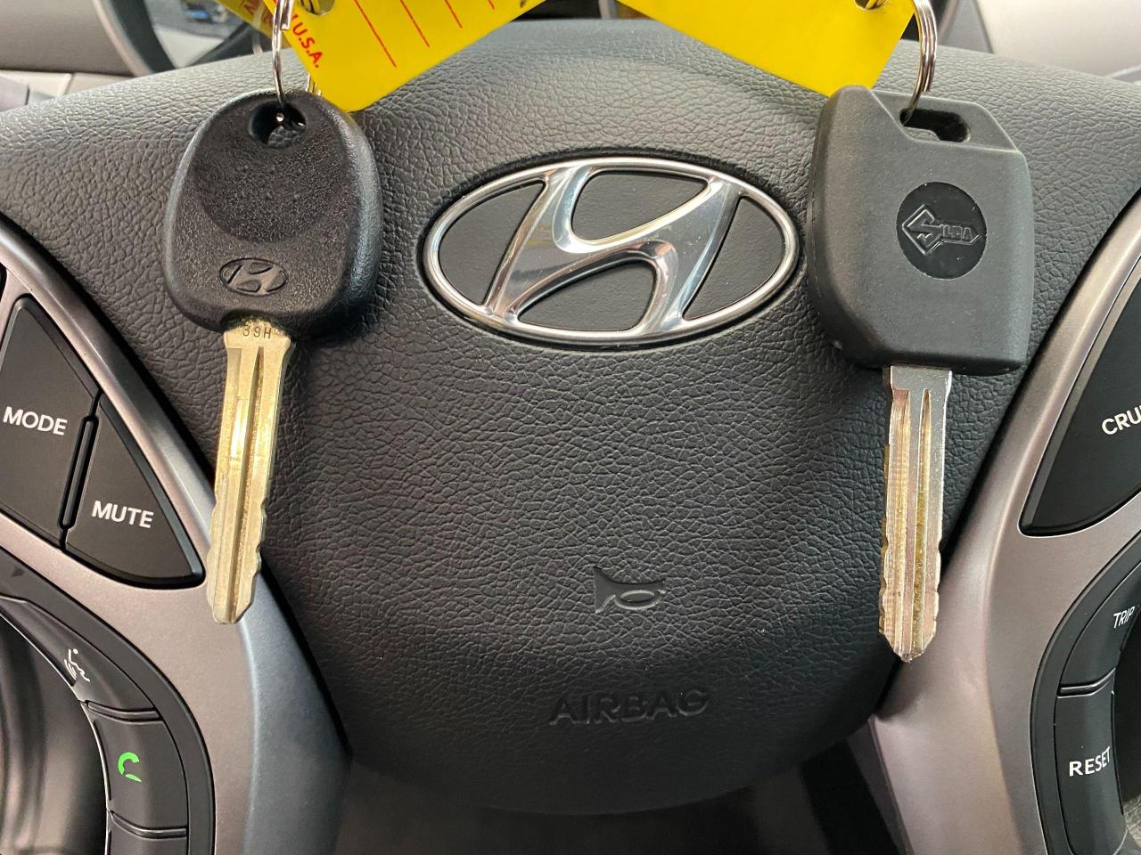 2013 Hyundai Elantra GL+New Brakes+Heated Seats+A/C+CLEAN CARFAX - Photo #14