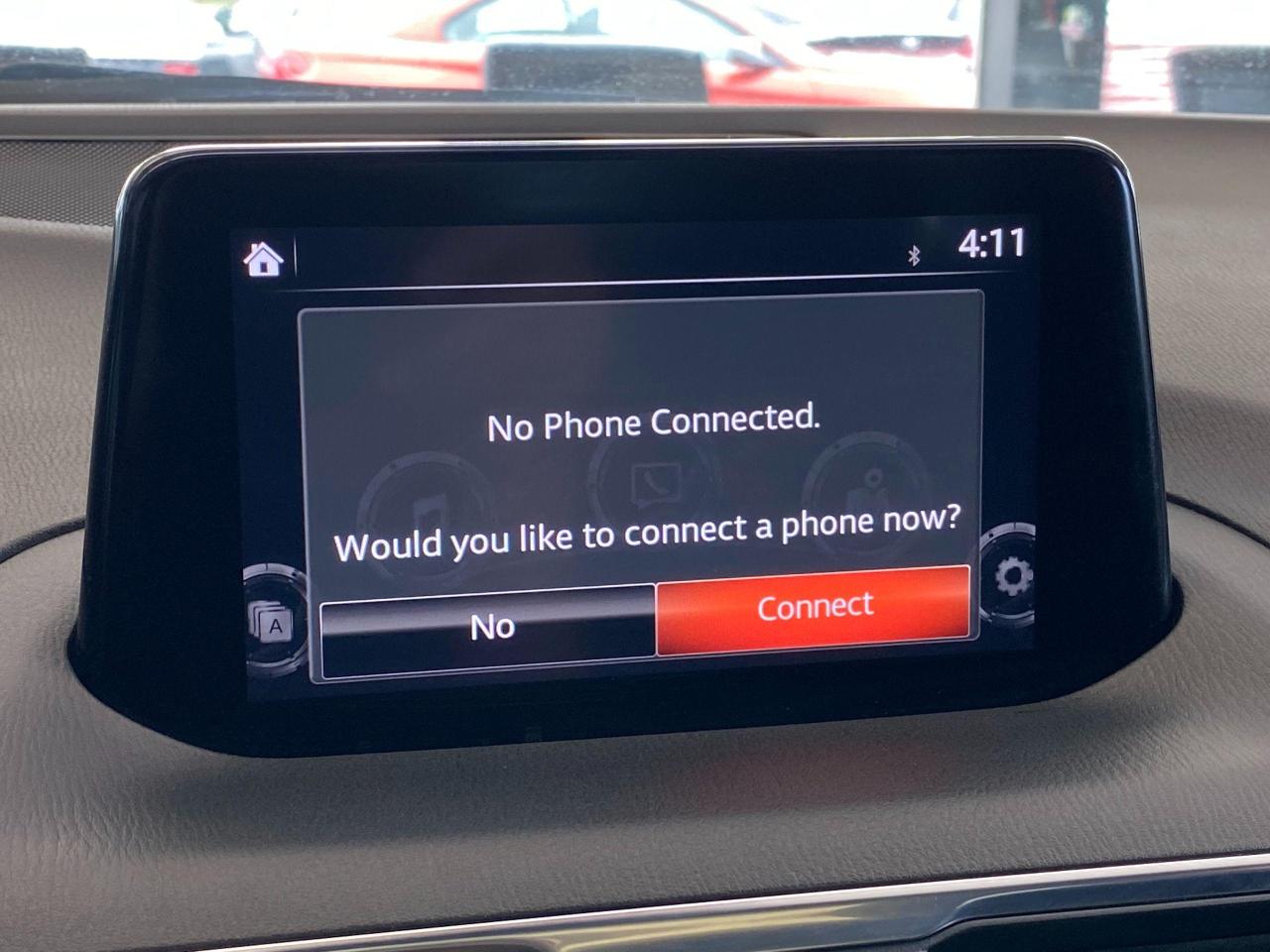 2018 Mazda MAZDA3 GT+ApplePlay+Roof+Adaptive Cruise+CLEAN CARFAX Photo100