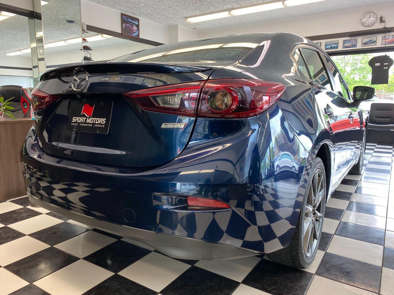 2018 Mazda MAZDA3 GT+ApplePlay+Roof+Adaptive Cruise+CLEAN CARFAX Photo110