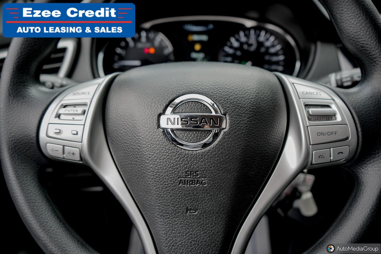 2016 Nissan Rogue S Photo