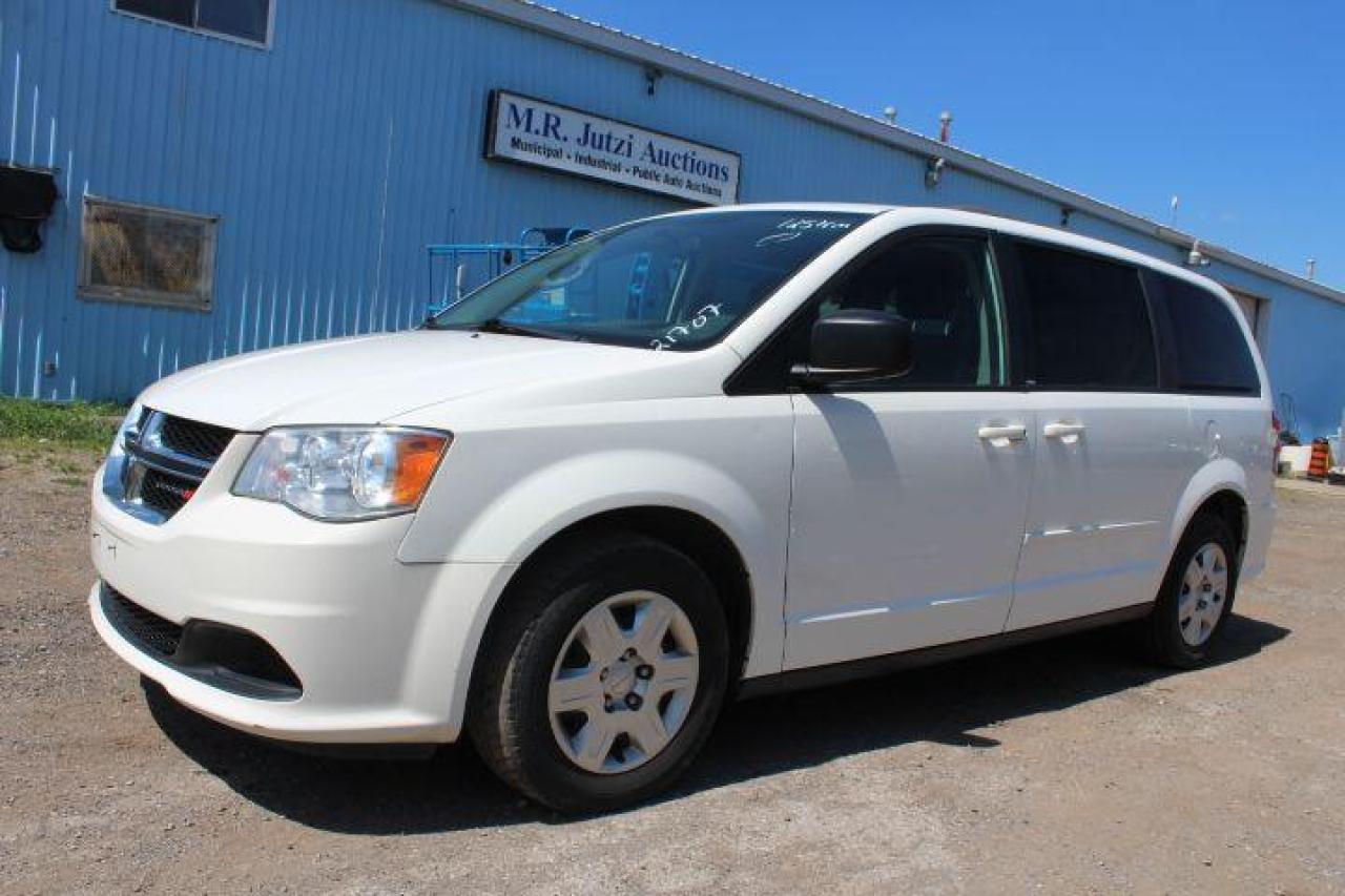 2012 Dodge Grand Caravan SXT Photo2